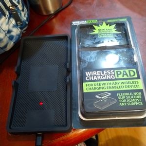 Wireless charging pad